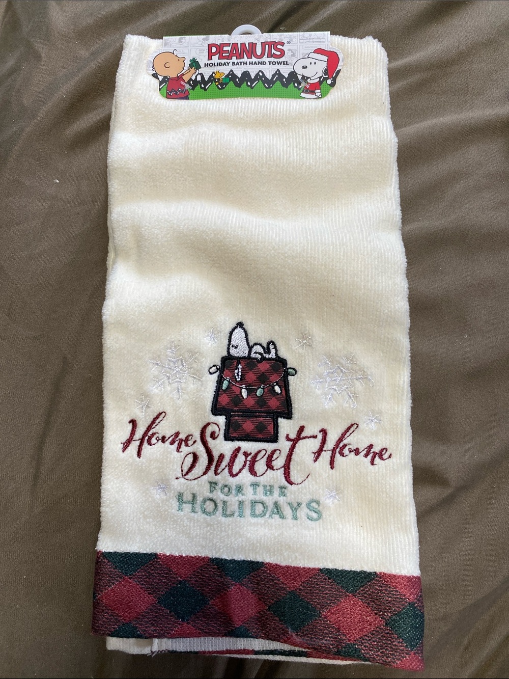 Peanuts Cream Holiday Hand Towel with Red and Green Plaid Trim